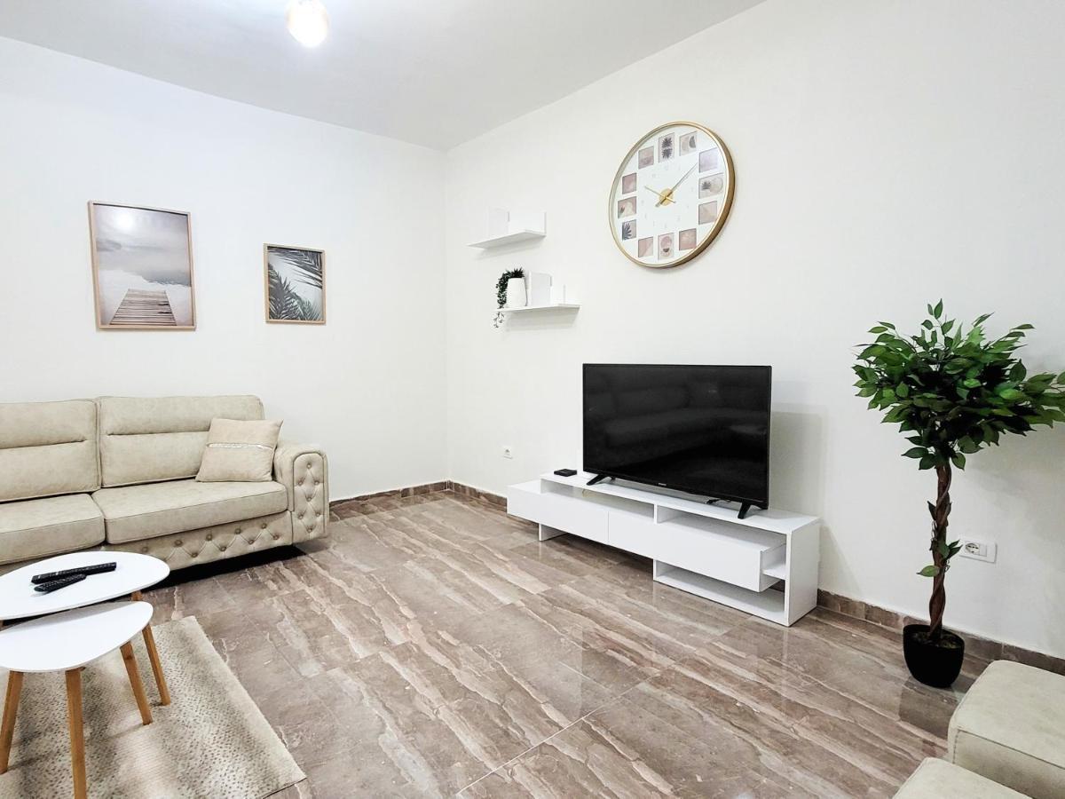 One-Bedroom Gem By The Square Tirana Bagian luar foto