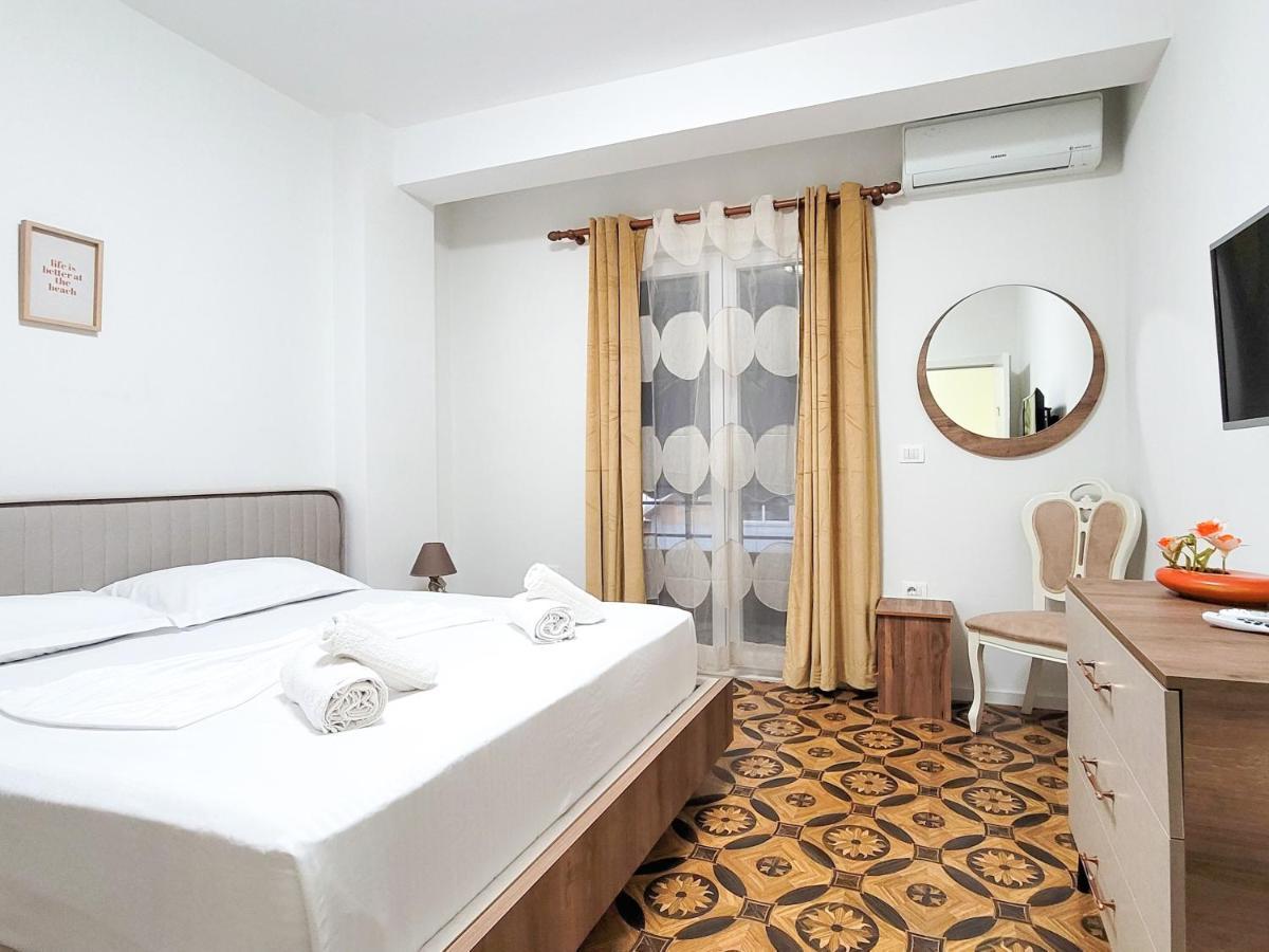 One-Bedroom Gem By The Square Tirana Bagian luar foto